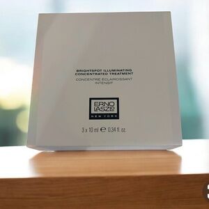 Erno Laszlo Brightspot Illuminating Concentrated Treatment — White Box